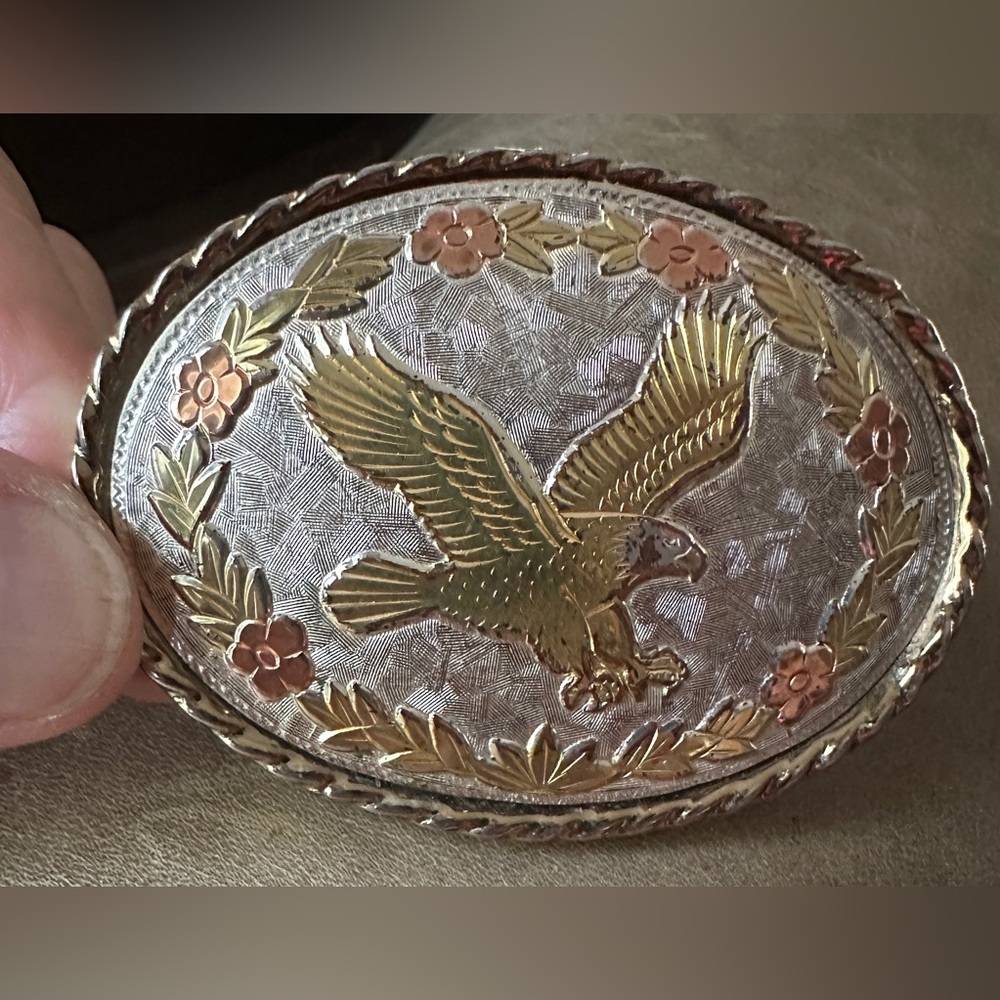Elegant Gold and Silver Eagle Belt Buckle